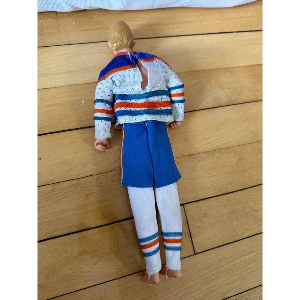 1983 vintage Wayne‎ Gretzky Mattel the great Gretzky doll Edmonton Oilers